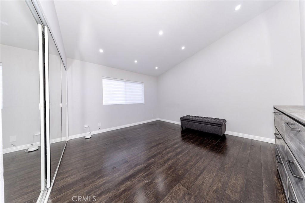 12367 Stonegate Road Pacoima, CA 91331 - Photo 24 of 34