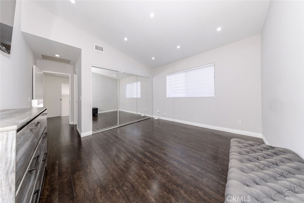 12367 Stonegate Road Pacoima, CA 91331 - Photo 28 of 34