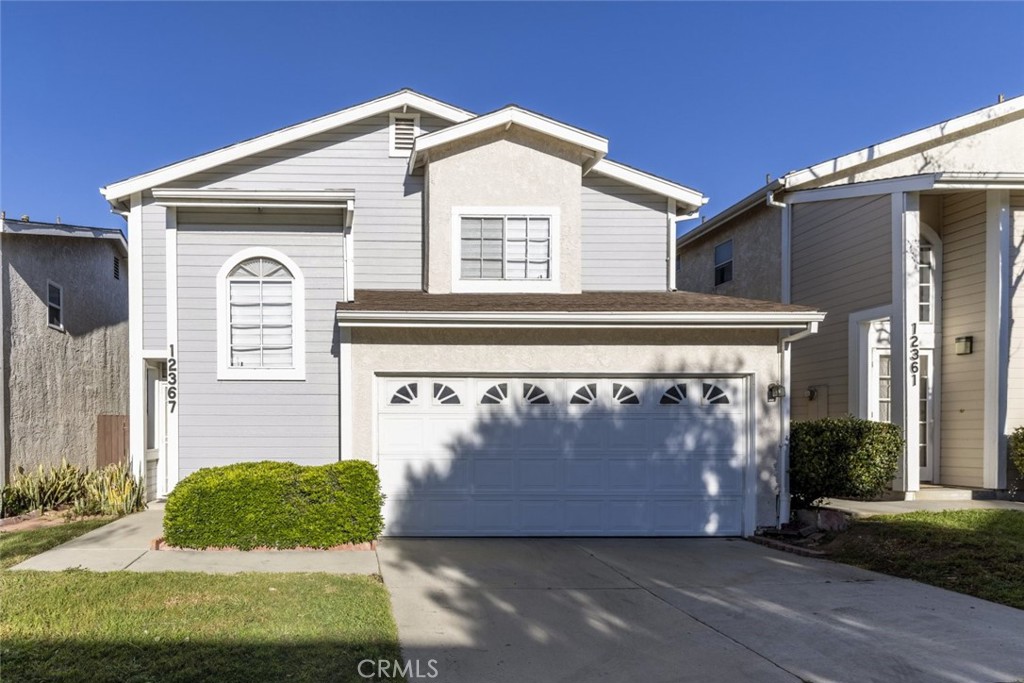 12367 Stonegate Road Pacoima, CA 91331 - Photo 4 of 34