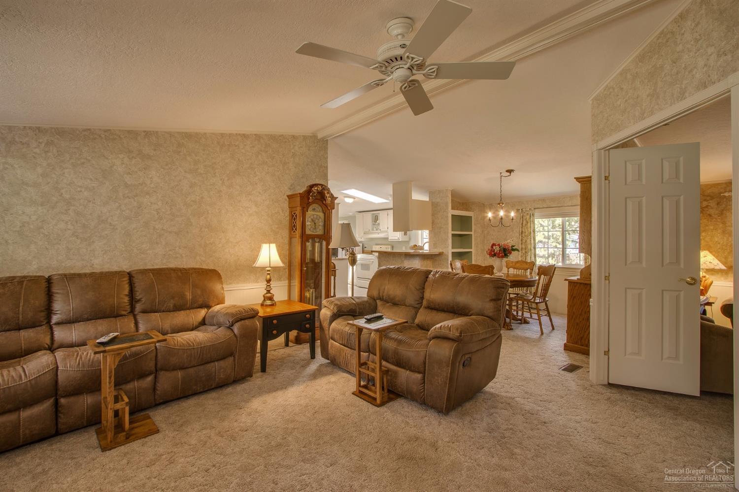 56208 Bufflehead Road Bend, OR 97707 - Photo 3 of 25 Additional Photo