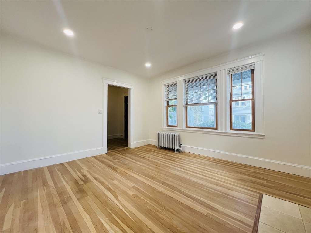 27 Morrow Road Boston, MA 02135 - Photo 3 of 31