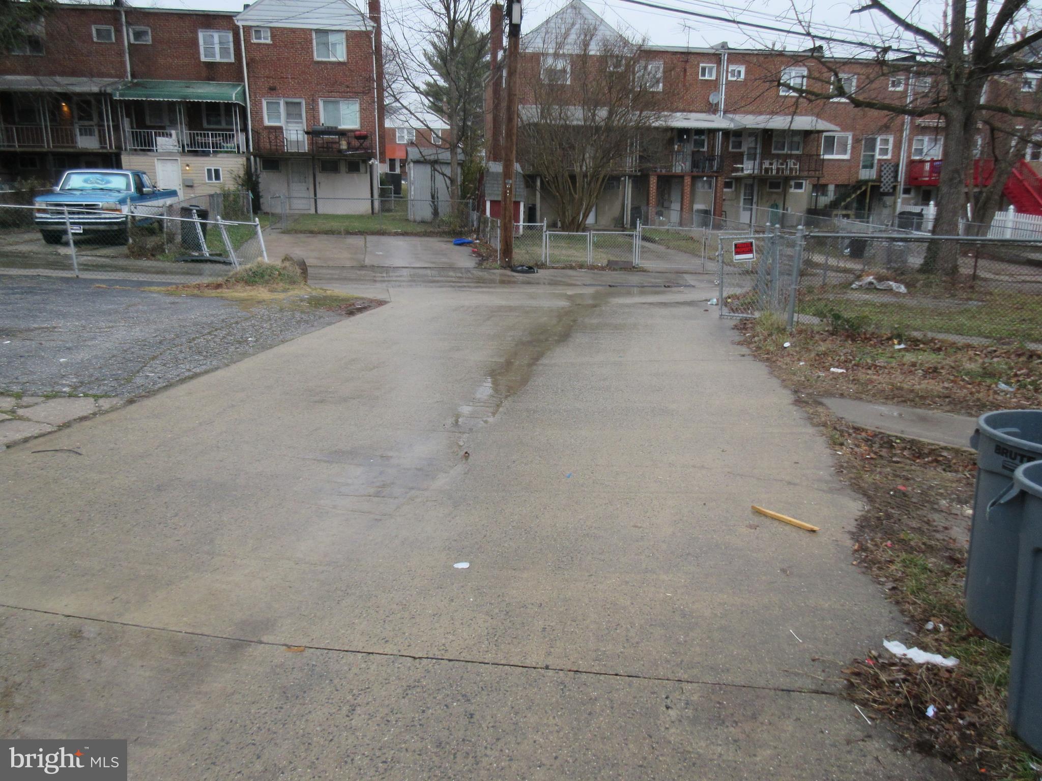 1356 Deanwood Road Baltimore, MD 21234 - Photo 26 of 30 Alley