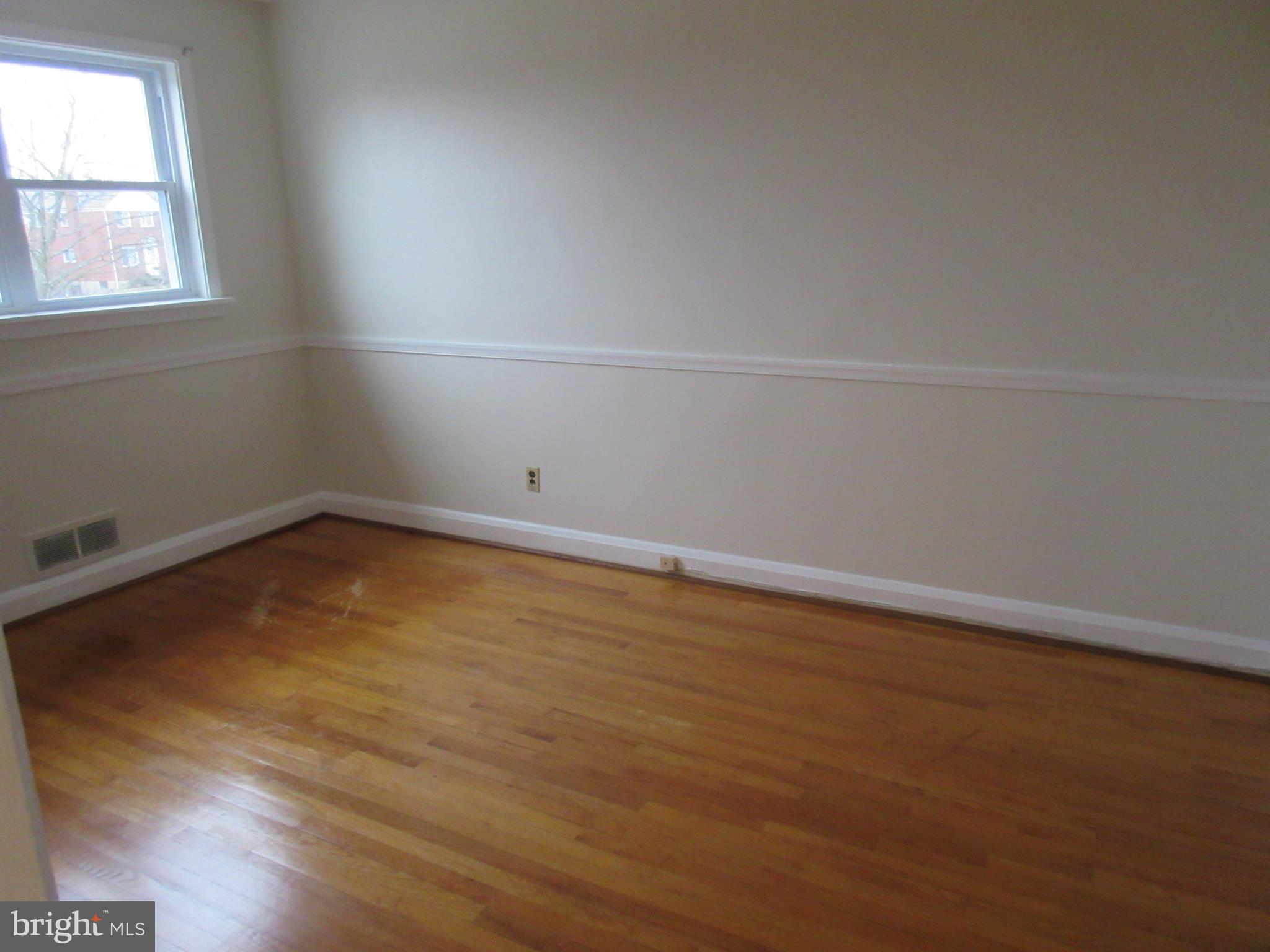 1356 Deanwood Road Baltimore, MD 21234 - Photo 8 of 30 BED ROOM