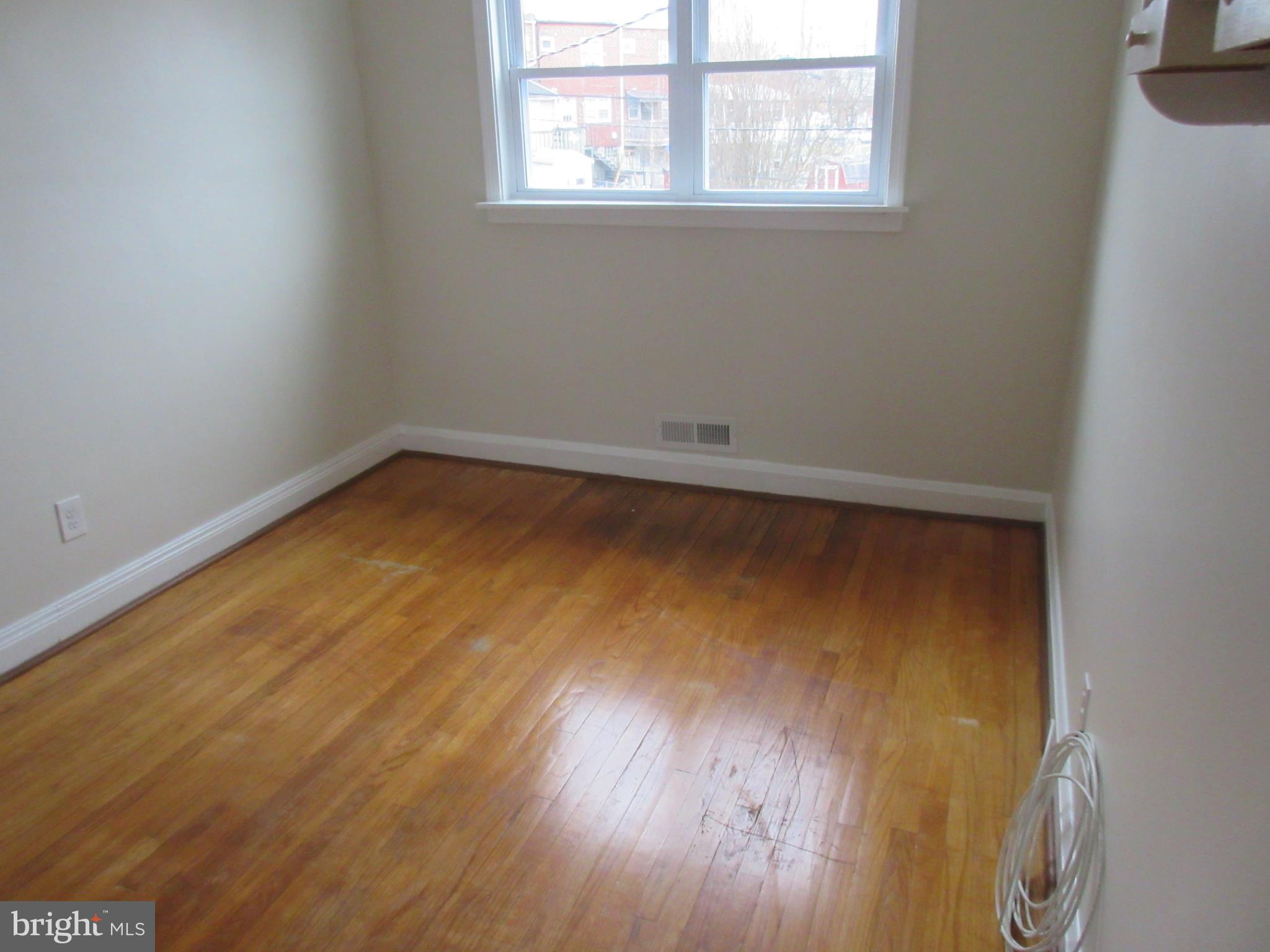 1356 Deanwood Road Baltimore, MD 21234 - Photo 9 of 30 BED ROOM