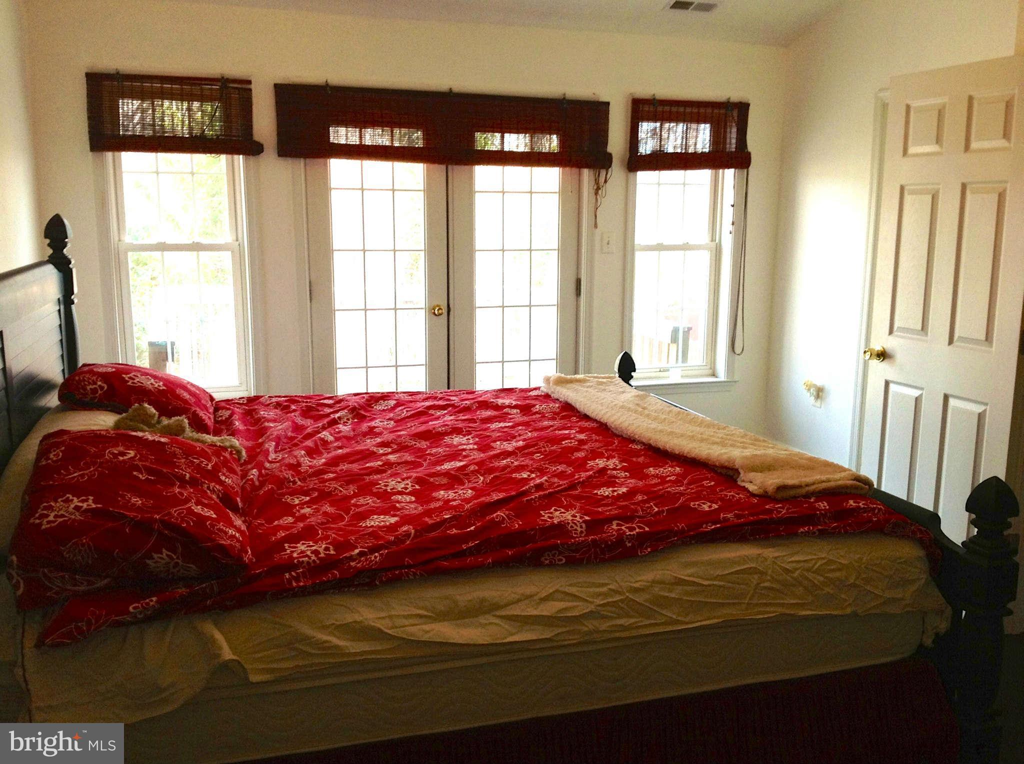 12721 Occoquan Road Woodbridge, VA 22192 - Photo 14 of 22 Bath (Master)