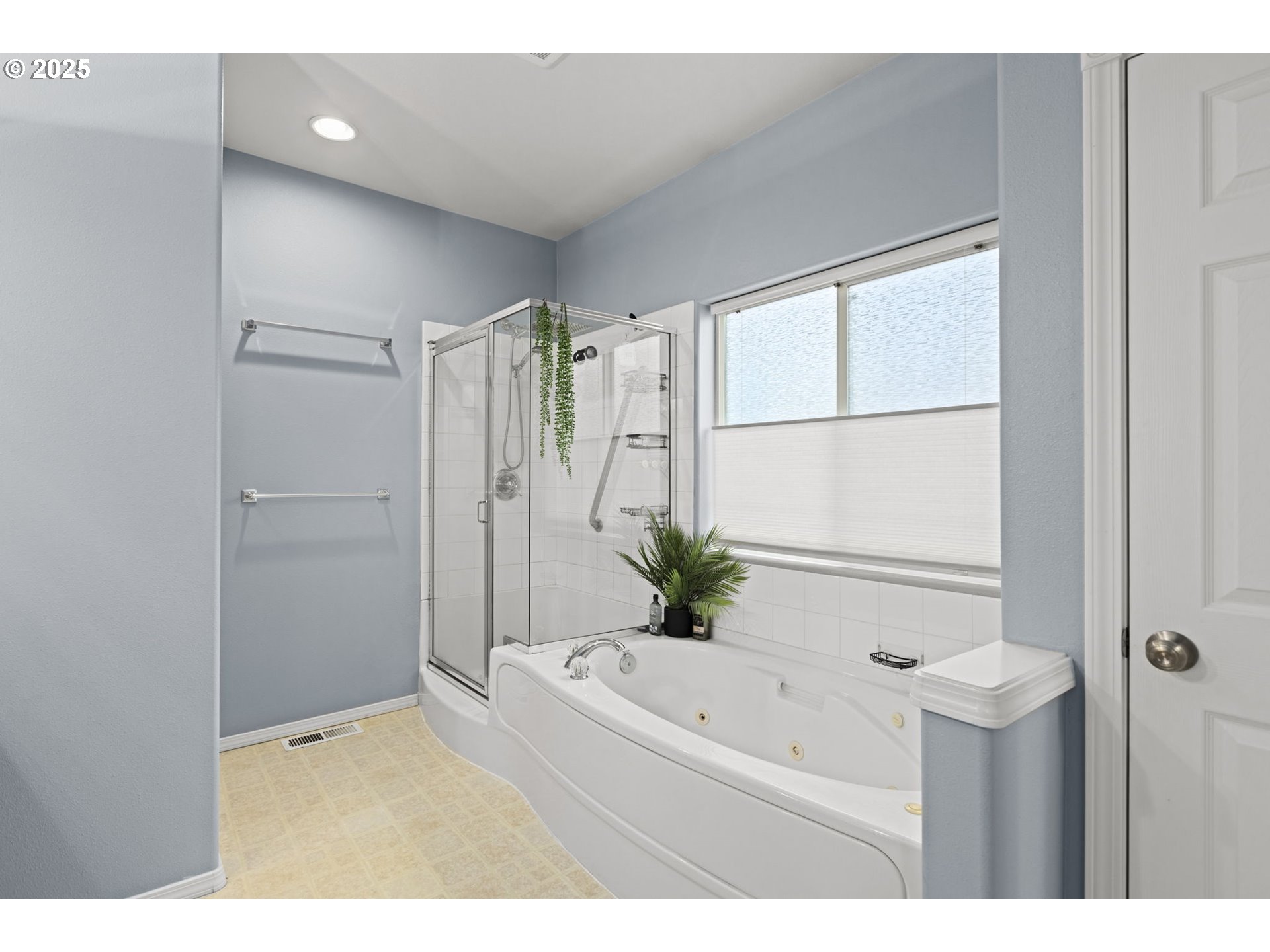 1249 Southeast Williams Avenue Gresham, OR 97080 - Photo 23 of 38 a bathroom with a tub a sink and a shower