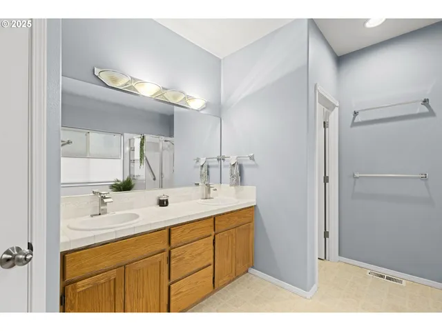 $579,500 | 1249 Southeast Williams Avenue, Gresham, OR 97080