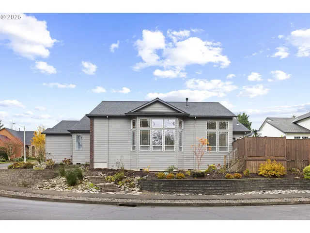 $579,500 | 1249 Southeast Williams Avenue, Gresham, OR 97080