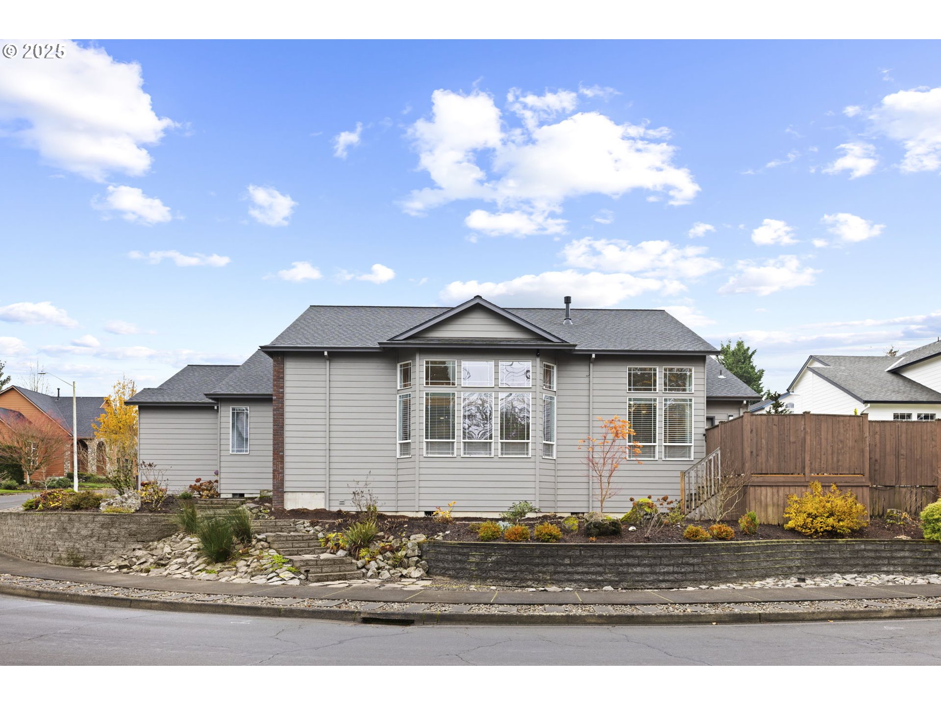 1249 Southeast Williams Avenue Gresham, OR 97080 - Photo 3 of 38 a front view of a house with garden