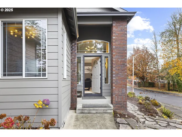 $579,500 | 1249 Southeast Williams Avenue, Gresham, OR 97080