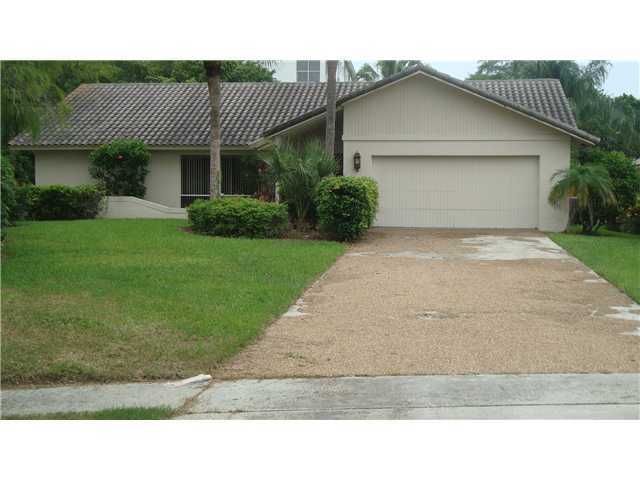22774 Pinewood Court Boca Raton, FL 33433 - Photo 1 of 9 Primary Photo