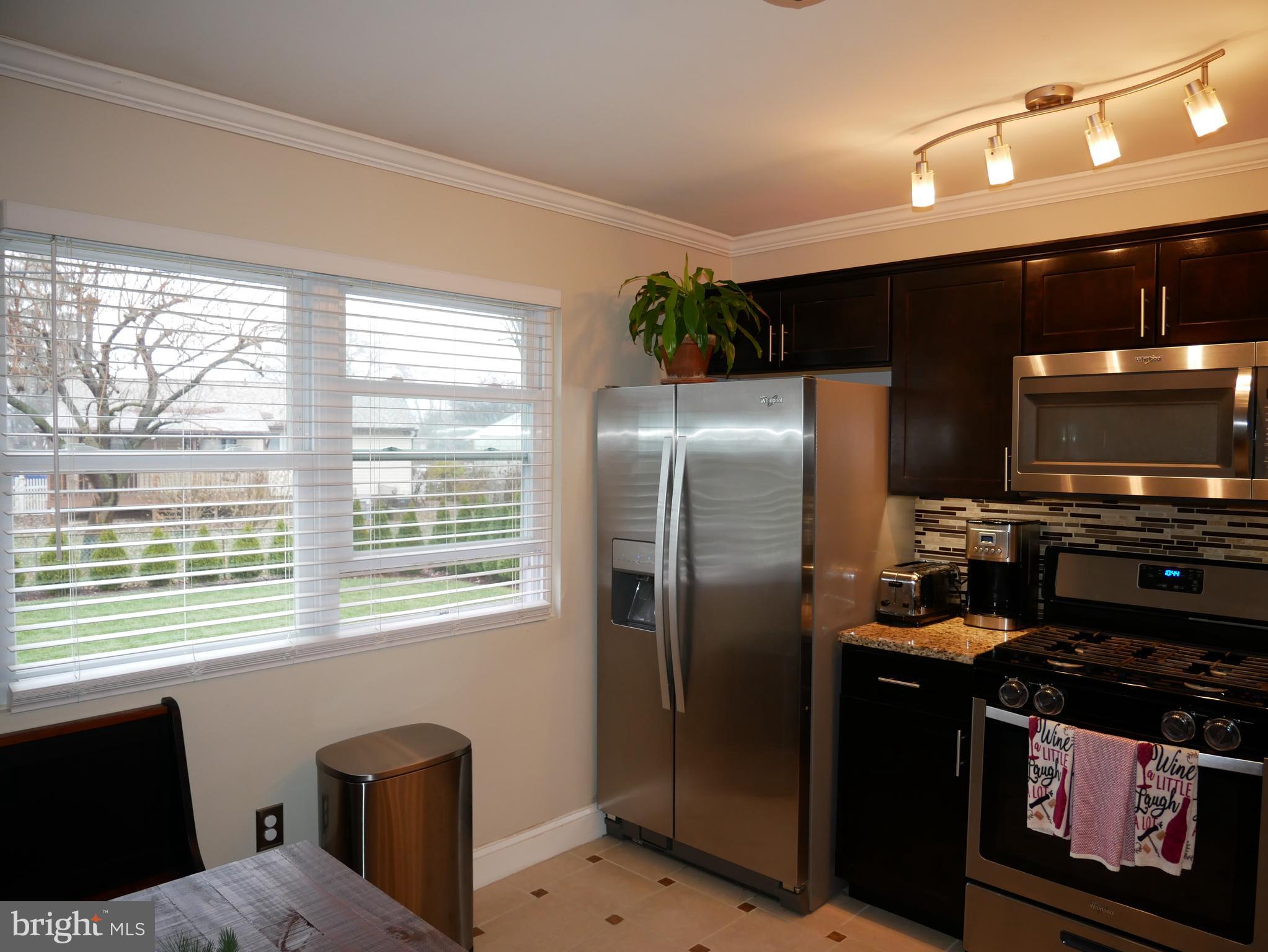 226 Candytuft Road Reisterstown, MD 21136 - Photo 8 of 35 Cooking with gas