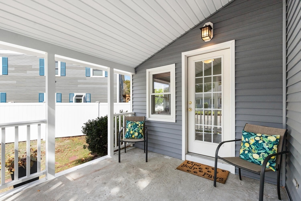 9 Pilgrim Road Woburn, MA 01801 - Photo 2 of 28 Gallery Image 2