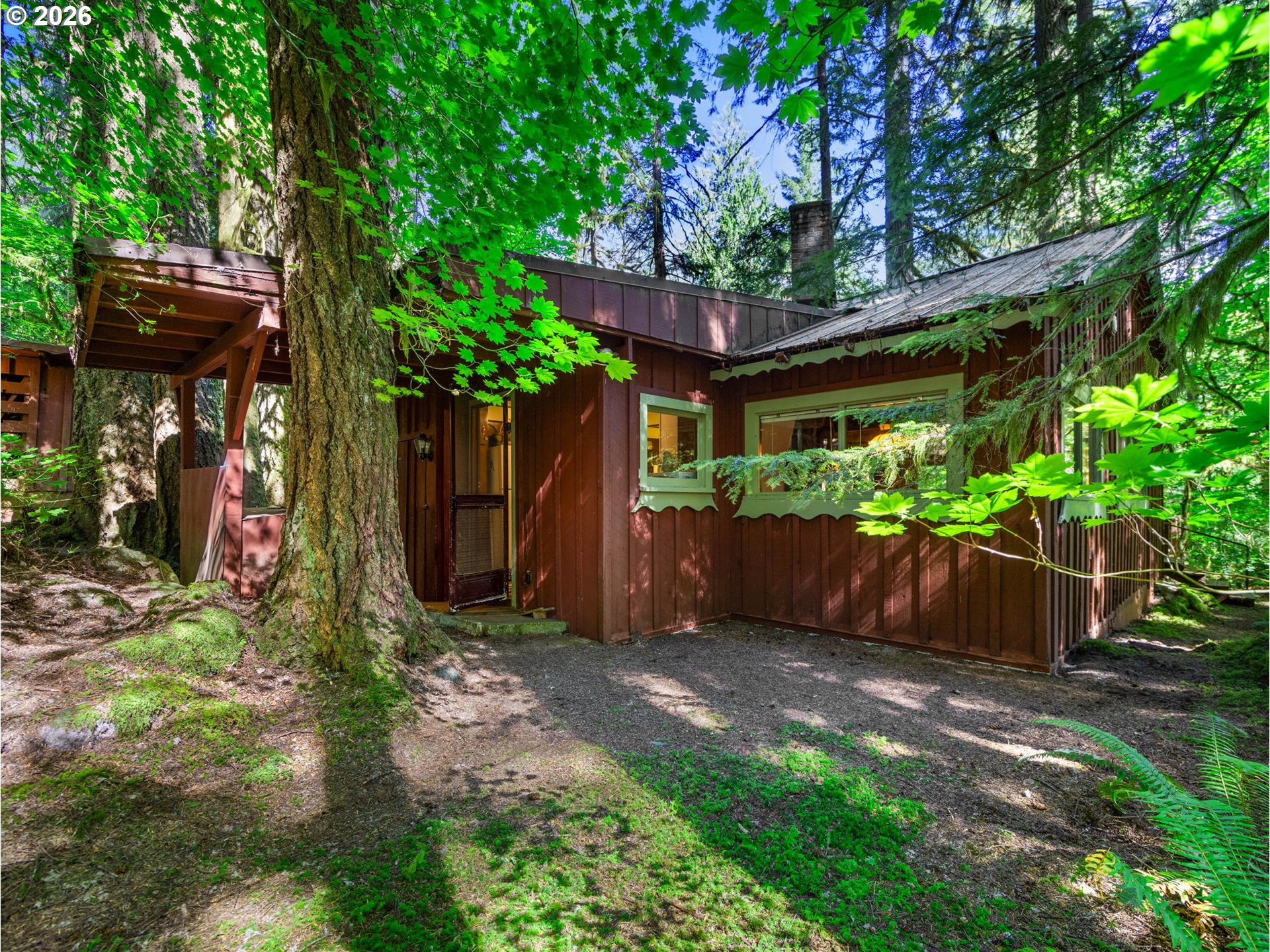 26811 East Road 15 Rhododendron, OR 97049 - Photo 26 of 47 a view of a backyard