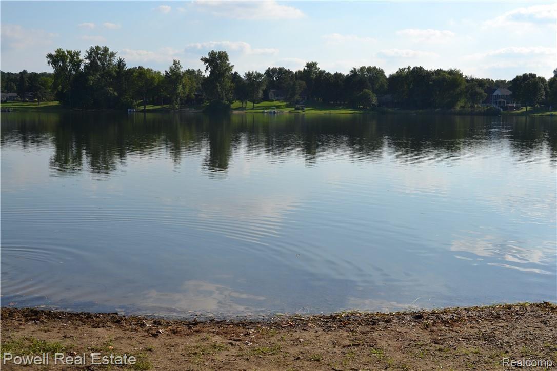 505 East Baker Road Highland, MI 48357 - Photo 24 of 25 DSC_0943.JPG