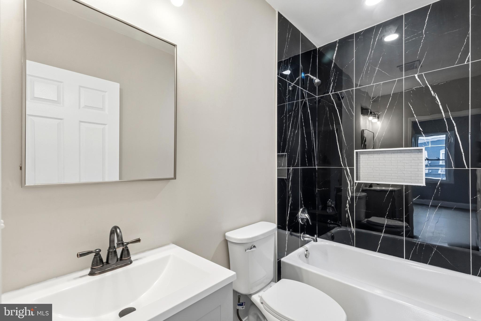 718 North Curley Street Baltimore, MD 21205 - Photo 14 of 22