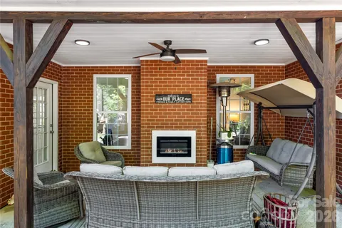 $645,000 | 7536 Hannah Alexander Lane, Mint Hill, NC 28227