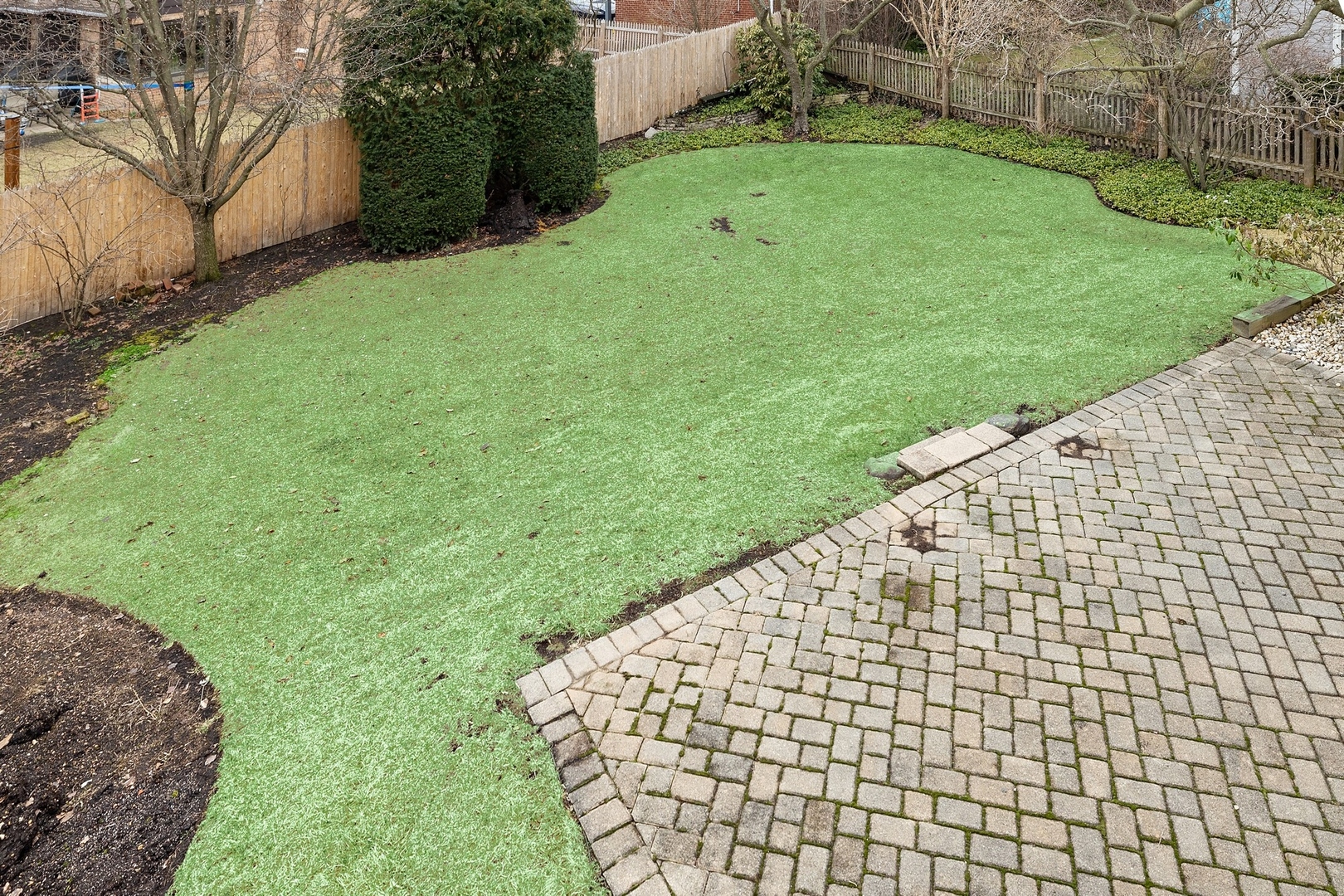 921 Pontiac Road Wilmette, IL 60091 - Photo 28 of 40 a view of a garden