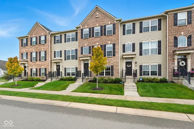 $325,000 | 17237 Dallington Street, Westfield, IN 46074