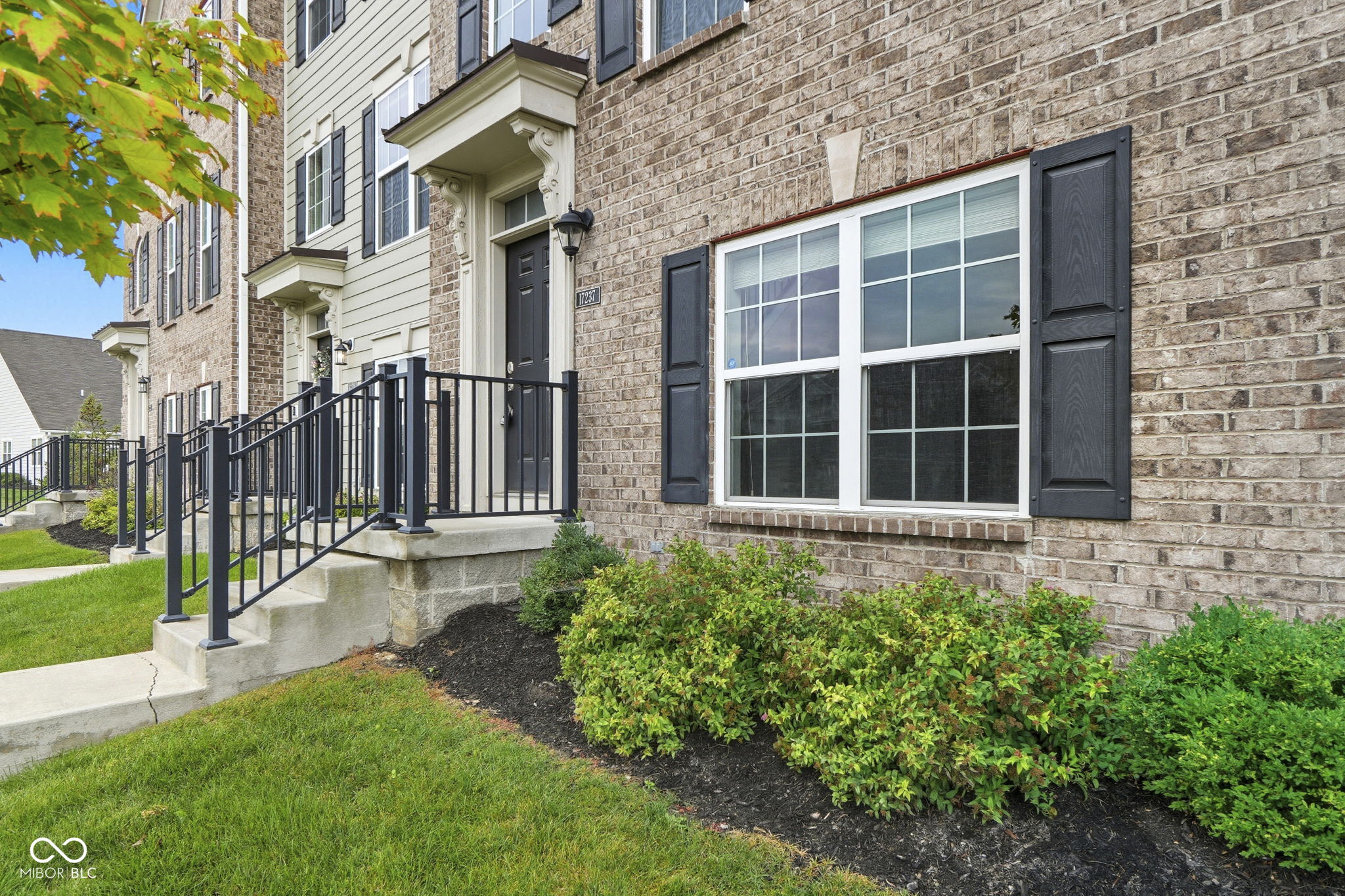 17237 Dallington Street Westfield, IN 46074 - Photo 3 of 44