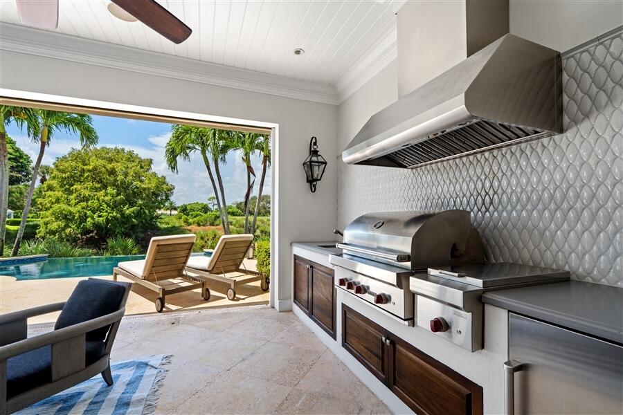 11 Country Road East Boynton Beach, FL 33436 - Photo 33 of 43 dash_SUMMER_KITCHEN