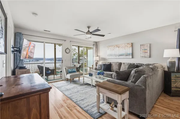 $298,000 | 1307 West Harbour Towne Drive, Unit W1307, Lake Ozark, MO 65049