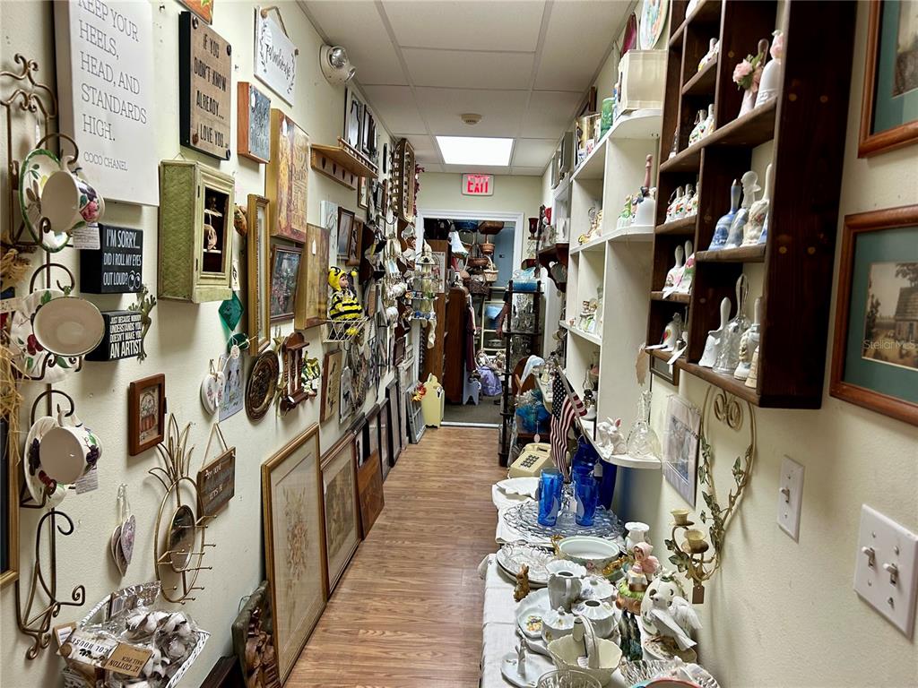 208 West Main Street Wauchula, FL 33873 - Photo 3 of 36 a view of path along with building