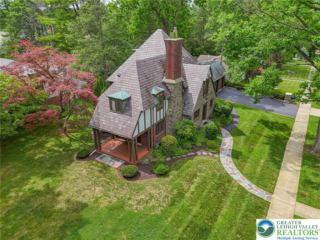 2829 Gordon Street Allentown, PA 18104 - Photo 3 of 56