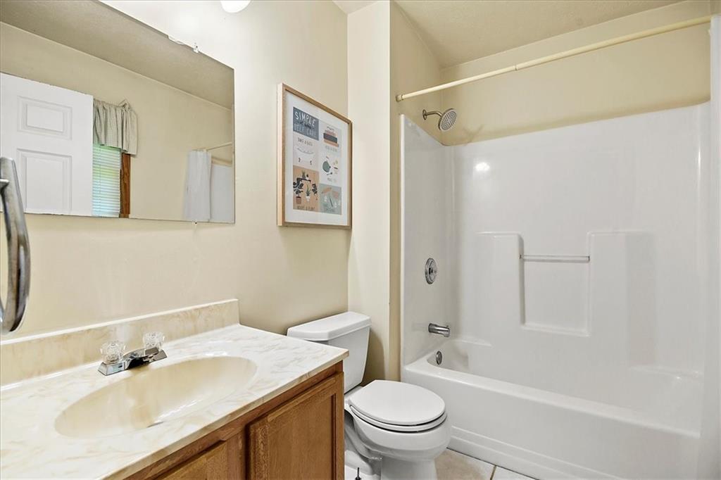 1107 O'Block Road Pittsburgh, PA 15239 - Photo 12 of 25 Gallery Image 12