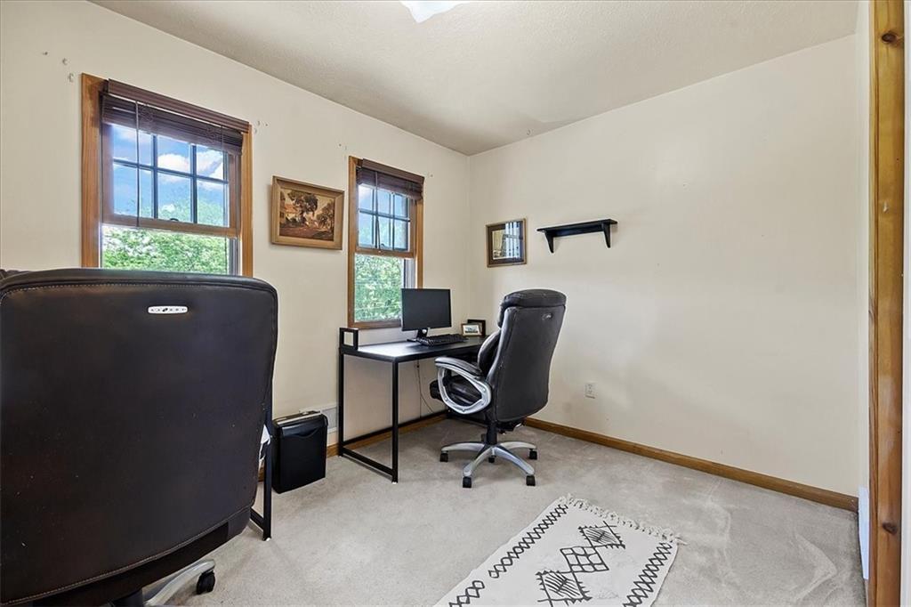 1107 O'Block Road Pittsburgh, PA 15239 - Photo 14 of 25 Gallery Image 14
