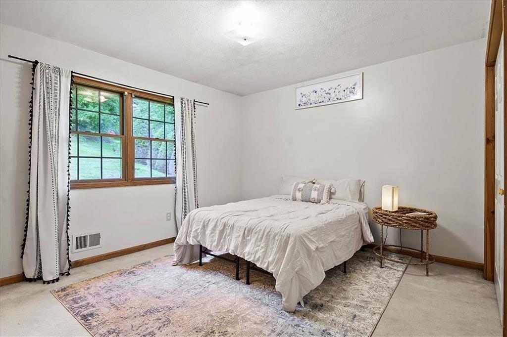1107 O'Block Road Pittsburgh, PA 15239 - Photo 10 of 25 Gallery Image 10