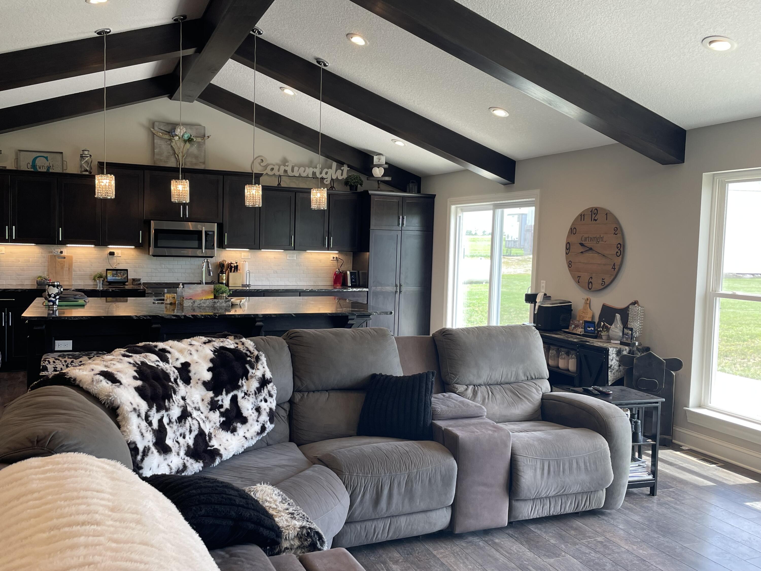 17172 Pusheta Road Wapakoneta, OH 45895 - Photo 6 of 33 FAMILY ROOM/KITCHEN