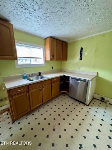 $149,000 | 2710 Piedmont Street Northwest, Knoxville, TN 37921