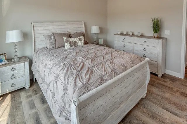 $2,050 | 200 Pacific Drive, Unit B, O'Fallon, IL 62269