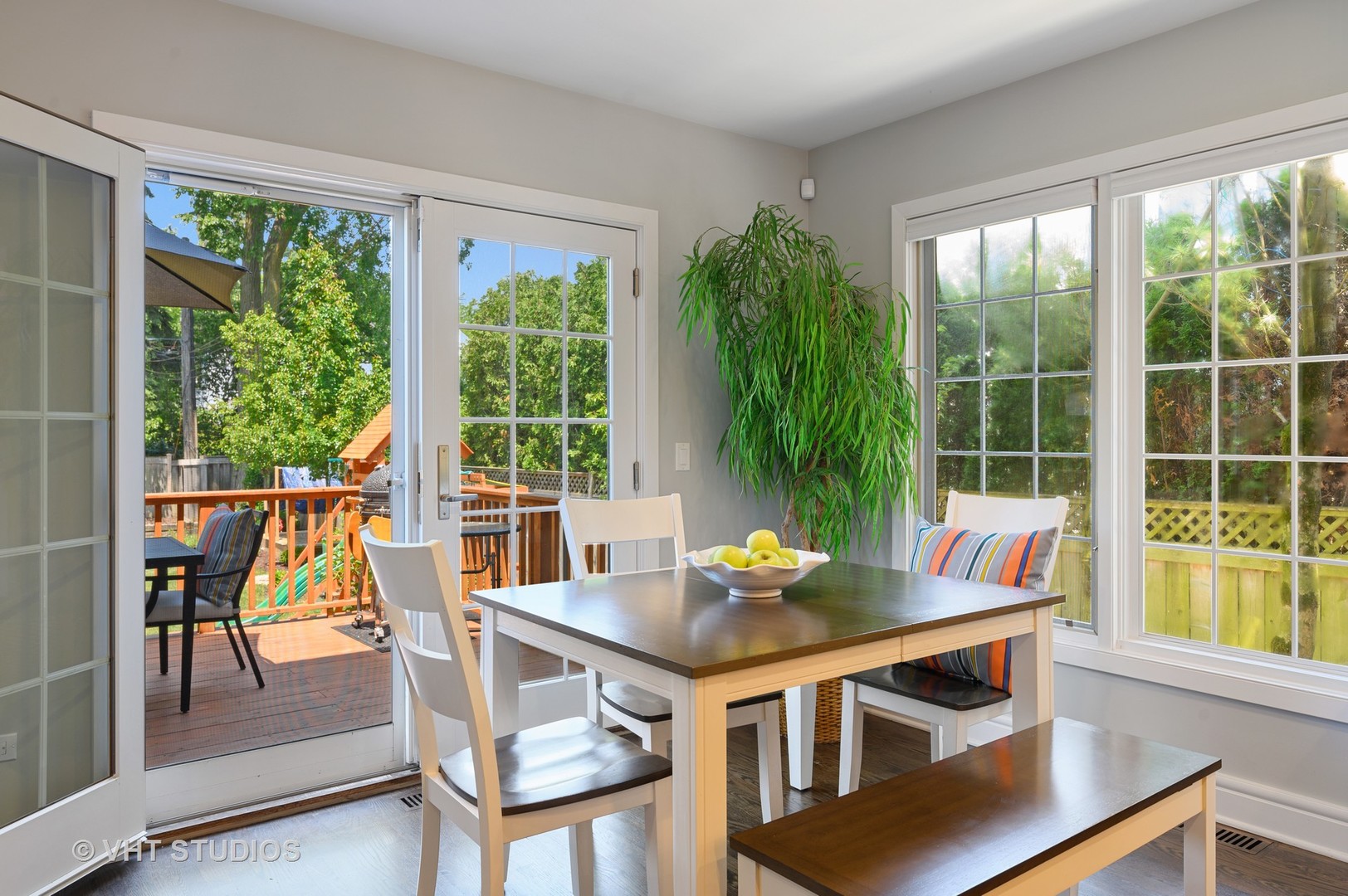 479 Sunset Road Winnetka, IL 60093 - Photo 12 of 52
