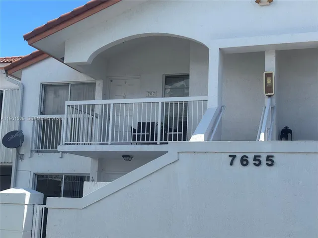 $325,000 | 7655 Southwest 153rd Court, Unit 202, Miami, FL 33193