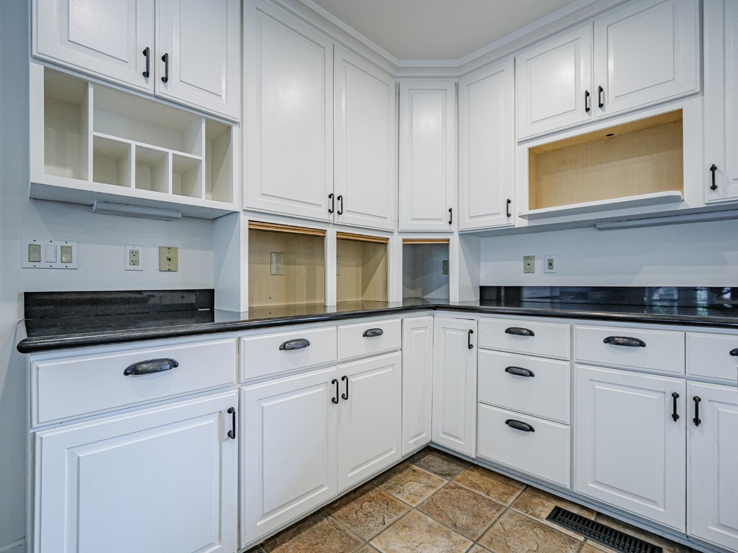 1459 High Street Santa Cruz, CA 95060 - Photo 4 of 56