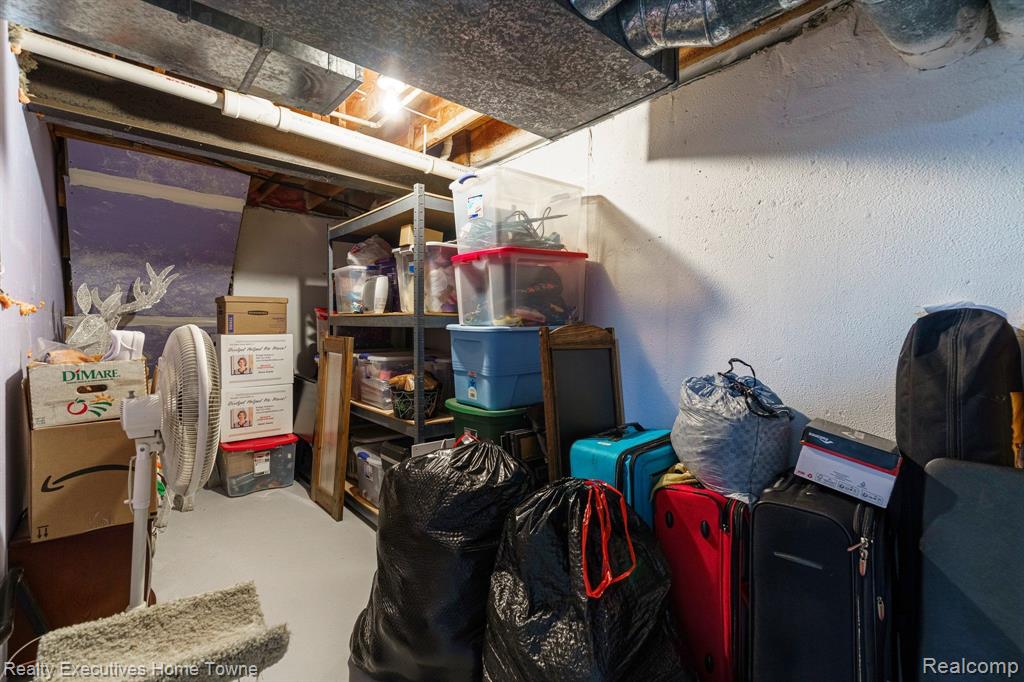 46399 Hanford Road Canton, MI 48187 - Photo 49 of 59