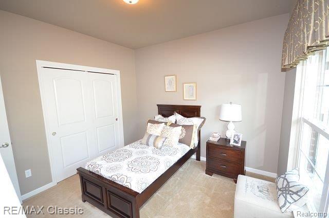 49186 Hawksburry Road, Unit 28 Canton, MI 48188 - Photo 4 of 23 DSC_0155.jpg