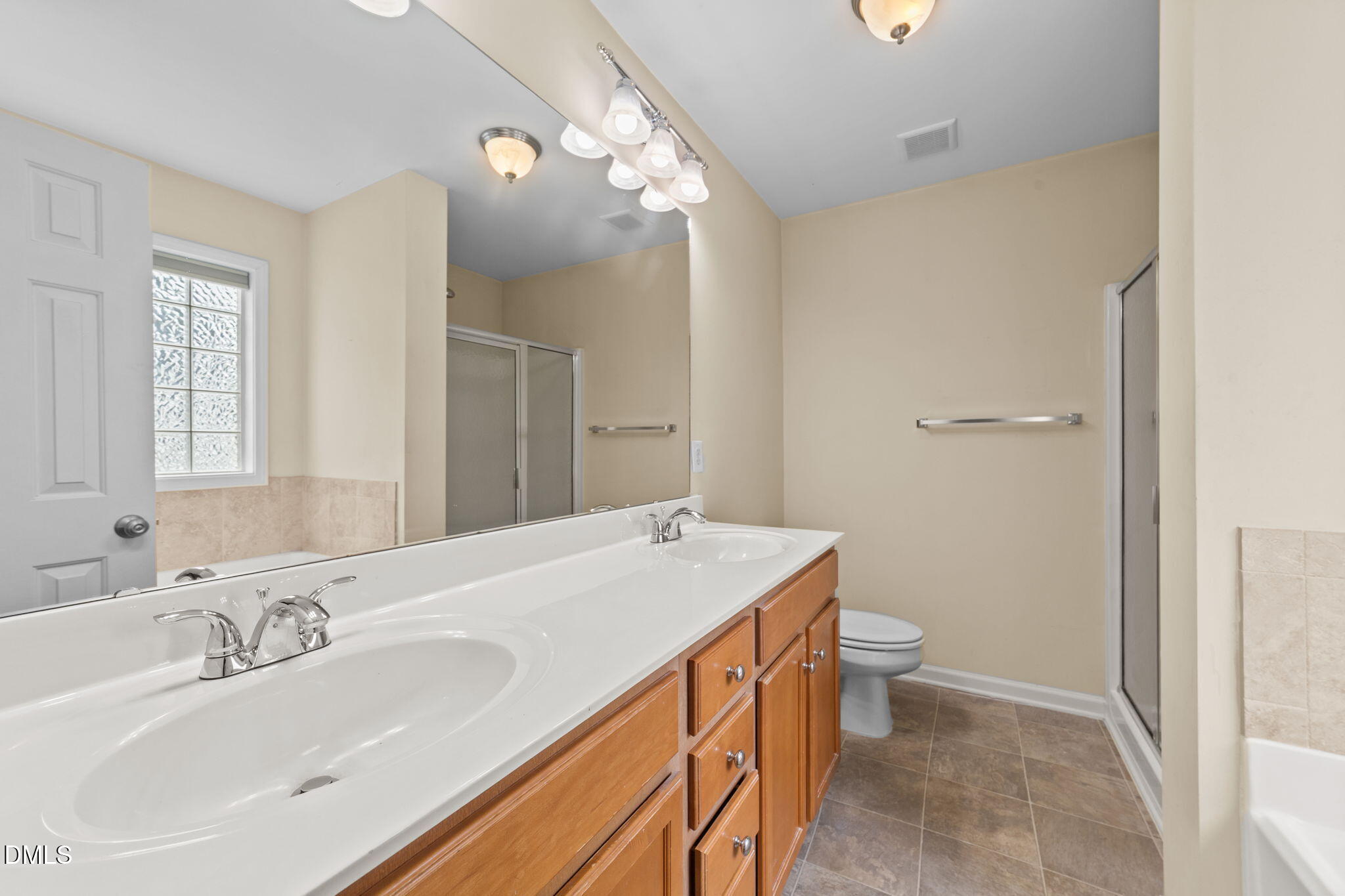 83 Larson Court Clayton, NC 27520 - Photo 24 of 35 44-web-or-mls-VB4A7645