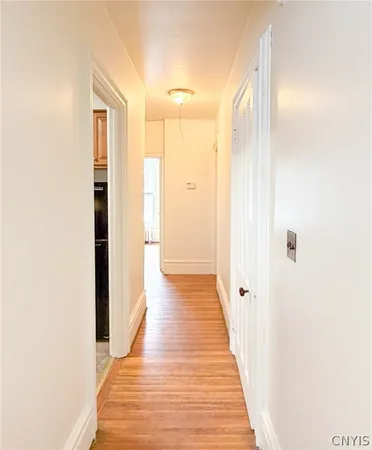 $800 | 507 Henry Street, Unit 2, Utica, NY 13502