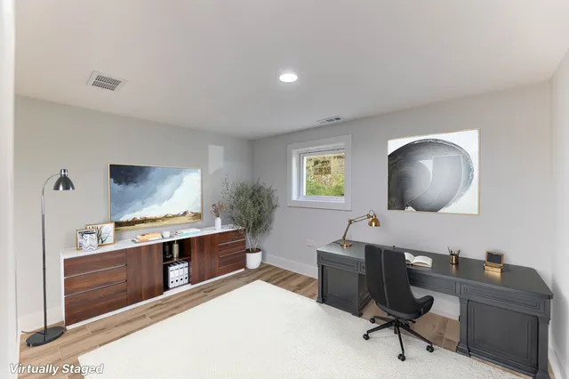 $469,900 | 2508 Kenilworth Avenue, Berwyn, IL 60402