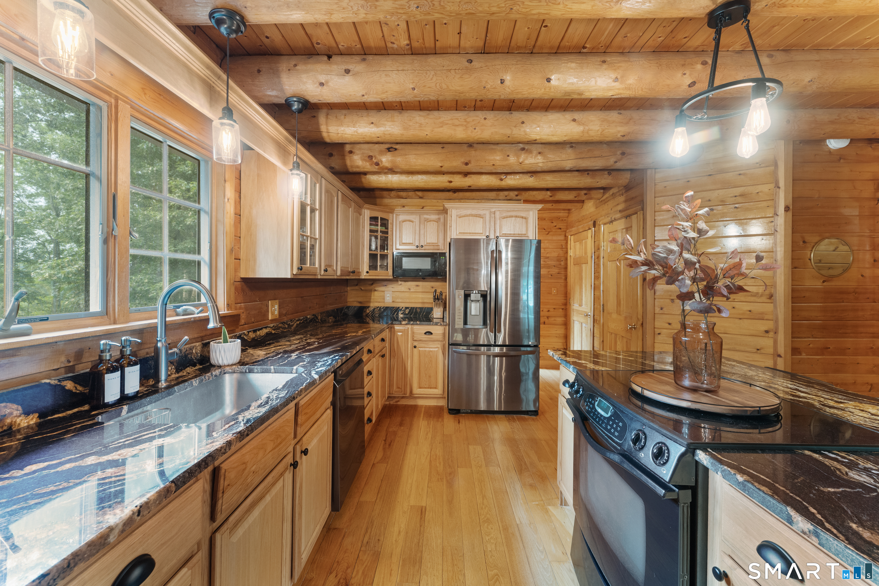 457 Kemp Road Scotland, CT 06247 - Photo 7 of 39