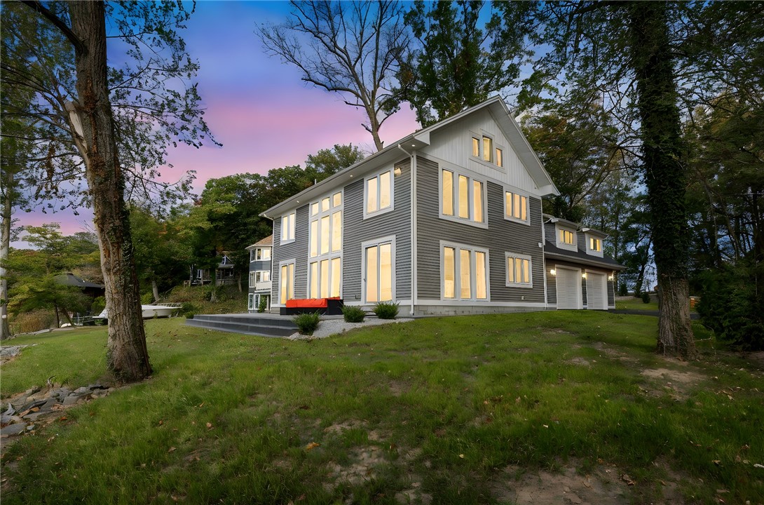 673 Seneca Road Irondequoit, NY 14622 - Photo 1 of 50