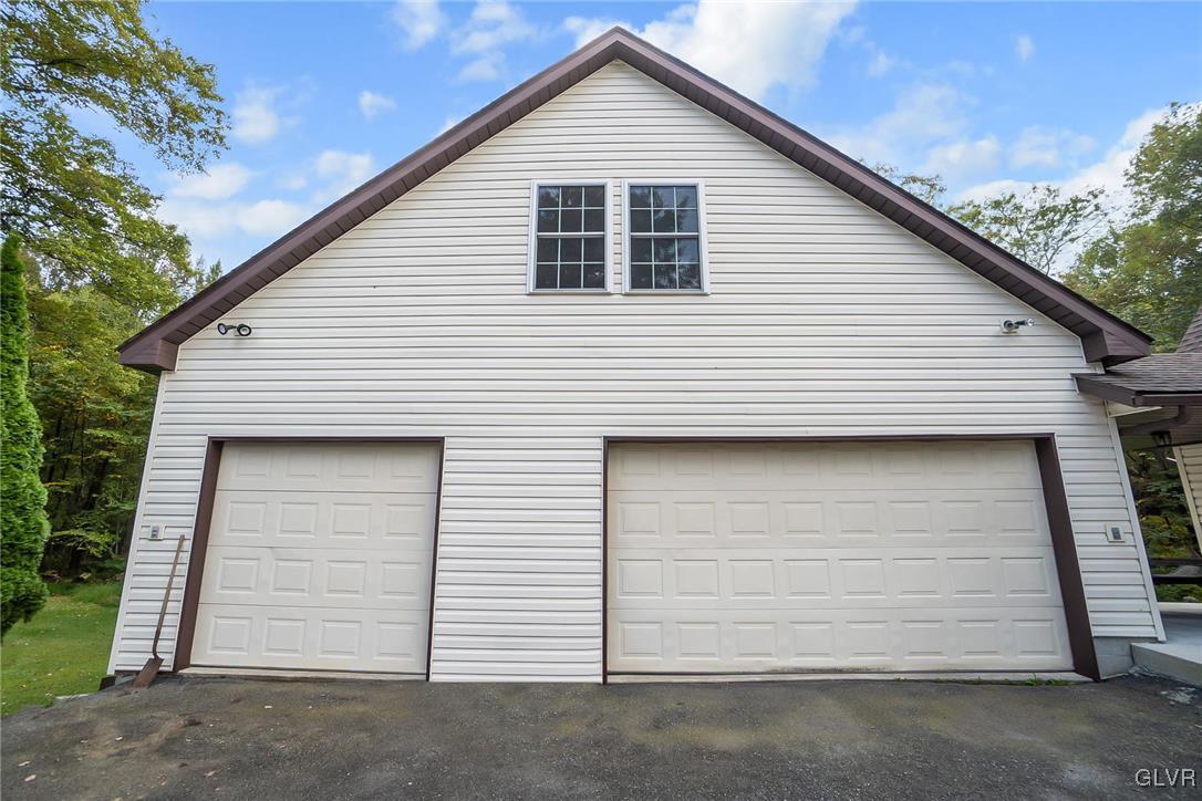 115 Pine Cove Court Lehighton, PA 18235 - Photo 17 of 49 a view of front of house