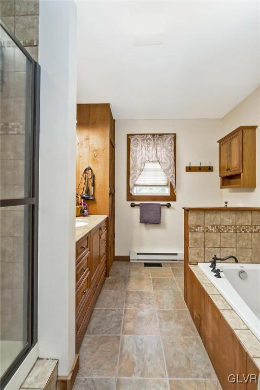 115 Pine Cove Court Lehighton, PA 18235 - Photo 47 of 49 a spacious bathroom with a tub sink and mirror