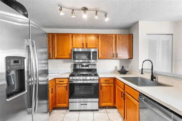 $230,000 | 714 Magnolia Place, Unit 714, Winter Haven, FL 33884