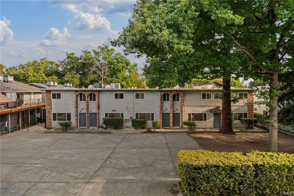 609 Rancheria Drive Chico, CA 95926 - Photo 6 of 60 a front view of a house with a yard