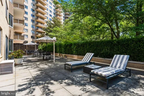 $940,000 | 2801 New Mexico Avenue Northwest, Unit 204, Washington, DC 20007