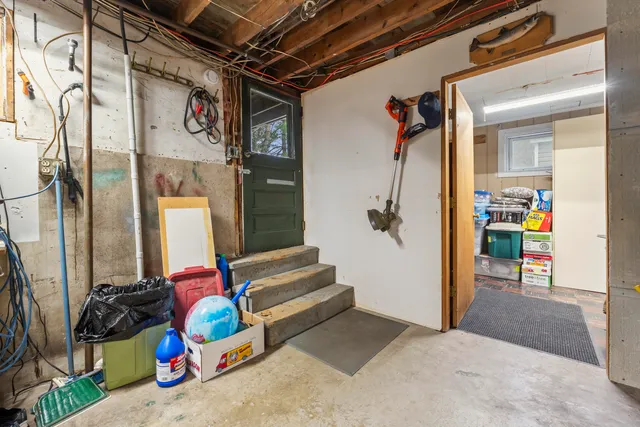 $335,000 | 210 Mt Vernon Avenue, Augusta, ME 04330